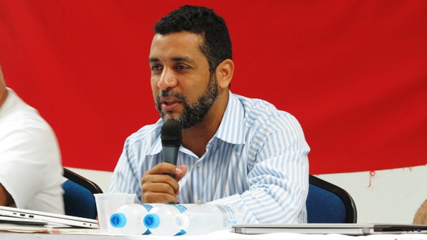 Eduardo Araújo de Souza, Presidente do Sindicato dos Bancários de Brasília e membro do Comando Nacional.