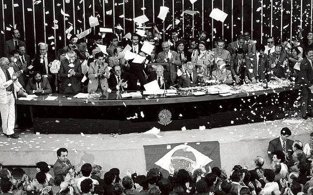 Somente a partir de 5 de outubro de 1988 a Saúde passou a ser assegurada pela Constituição como direito universal - Créditos: Foto: Arquivo Agência Senado